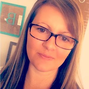 Meet your Posher, Alisa